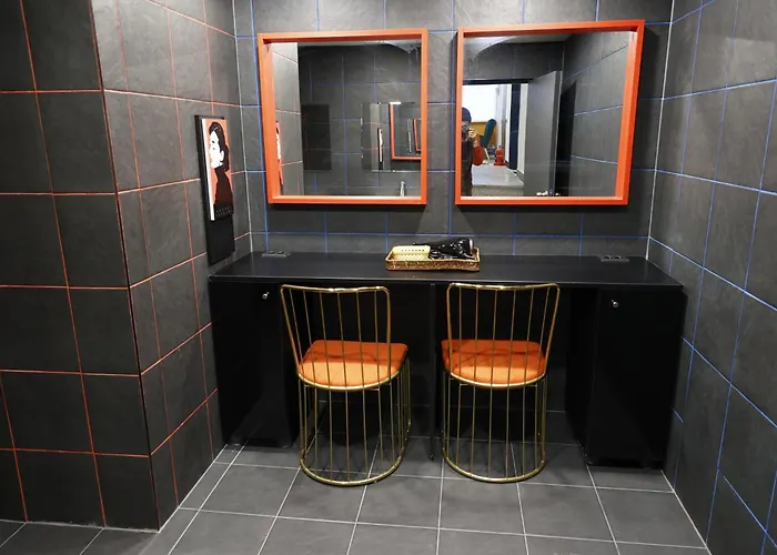 Хостел Bluedot Poshtel