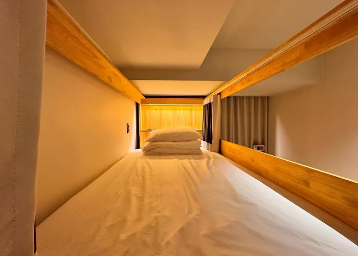 Bluedot Poshtel *